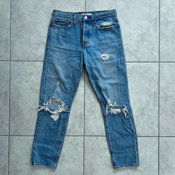 Levis Distressed Wedgie Buttonfly Straight Leg 👖 - Picture 1 of 9